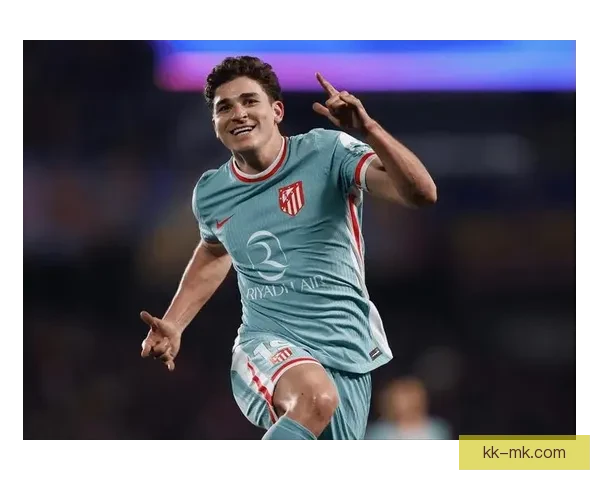 曼城前锋阿尔瓦雷斯加盟马竞转会震动西甲格局球迷热议未来锋线