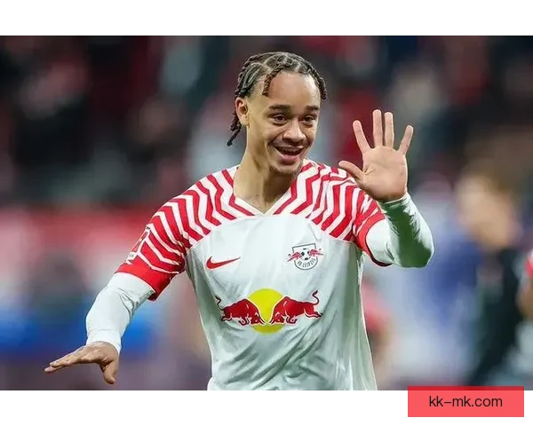 比特夏布告别巴黎圣日耳曼转投RB莱比锡开启德甲新征程引发热议